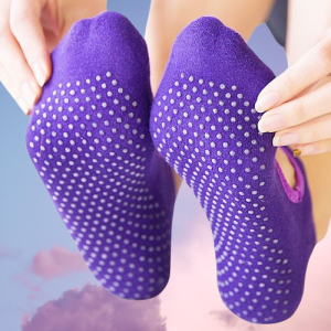 Non-Slip Yoga Socks and Gloves